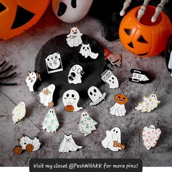 Devil Knife Ghost Halloween Enamel Pin - Picture 5 of 7